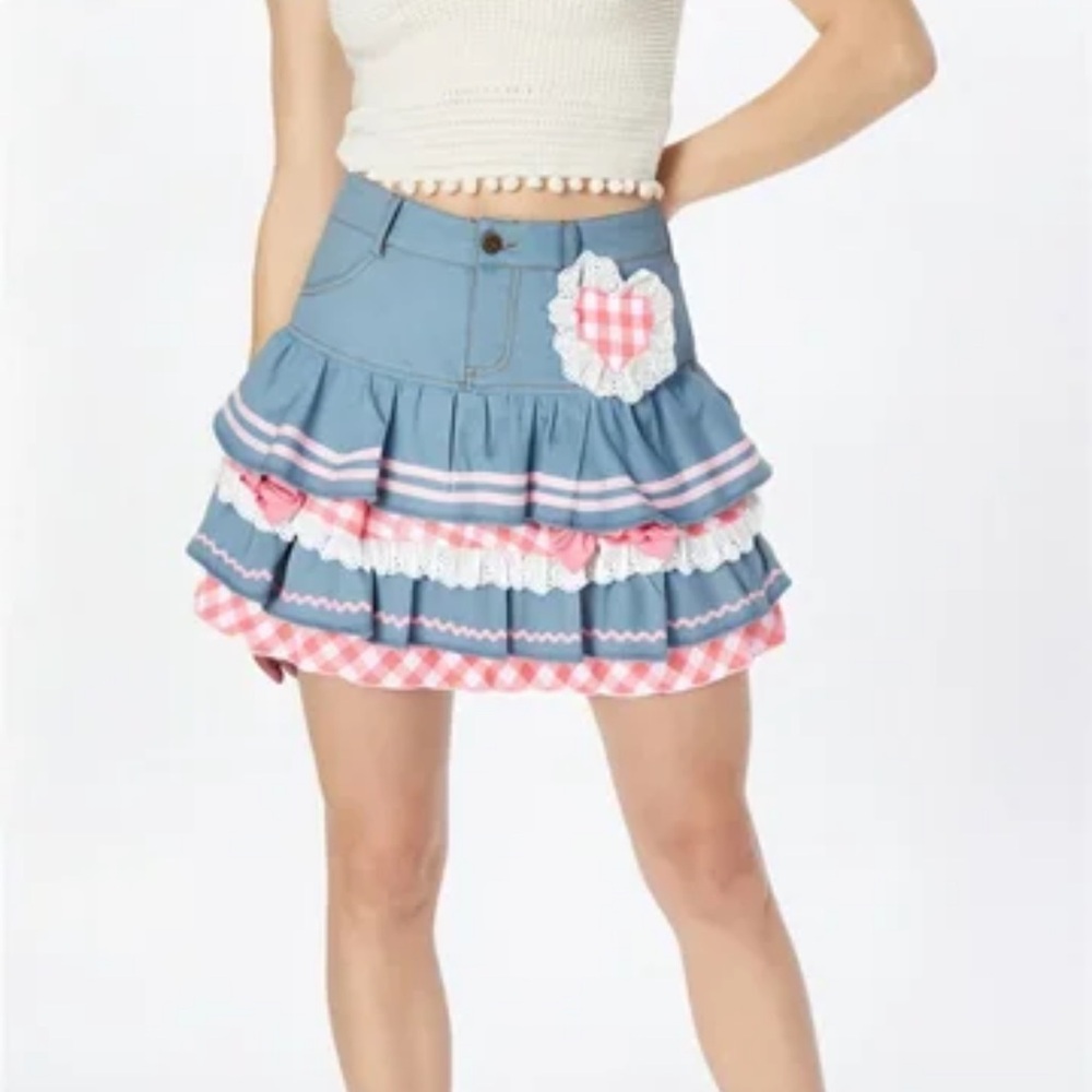 Oatsbas tiered bow lace mini skirt size medium
